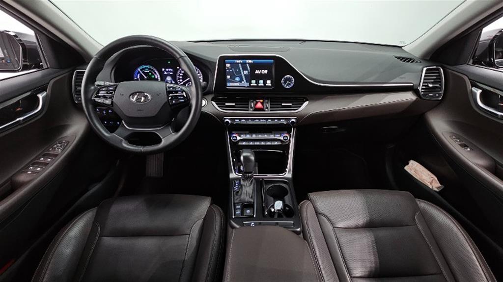 HYUNDAI Grandeur - Vista 6