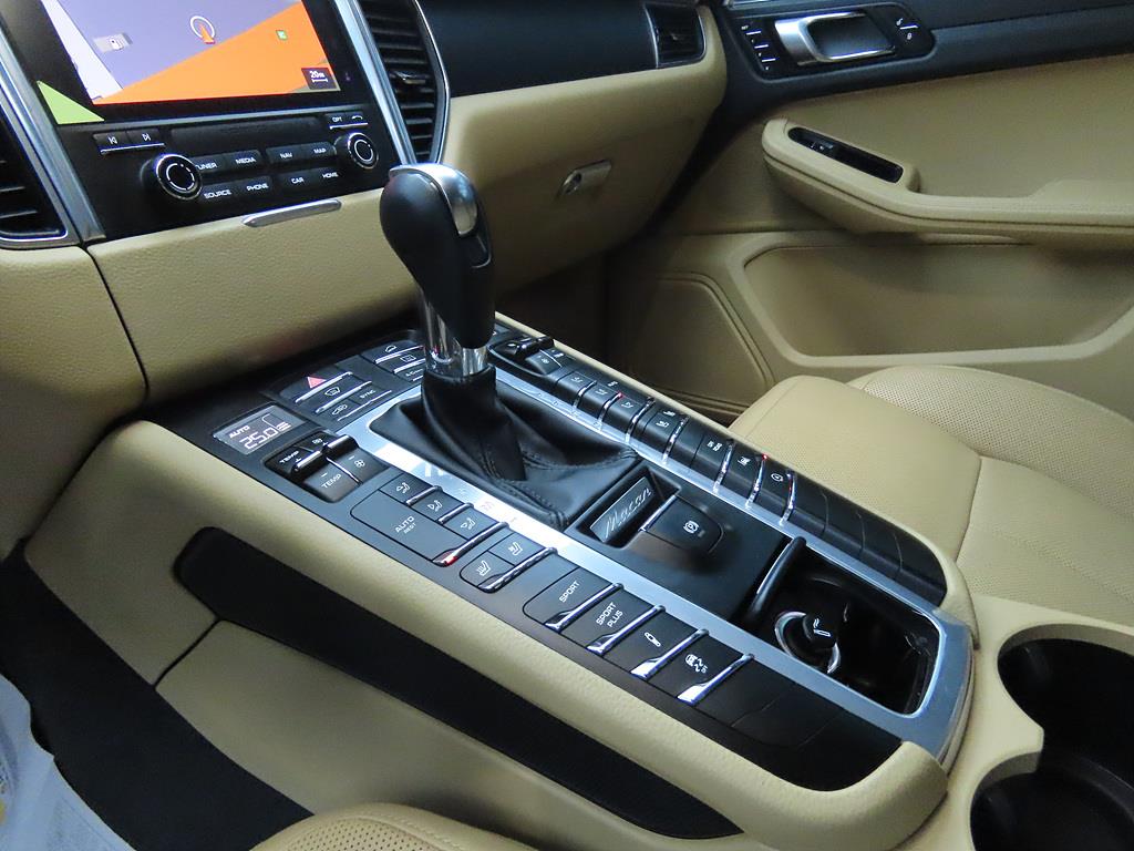 Porsche Macan - Vista 11