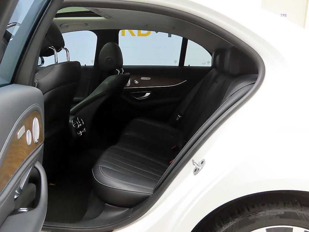 Mercedes Benz E class 2020 Blanco - Importación desde Corea - HF Imports Iquique - Foto 14