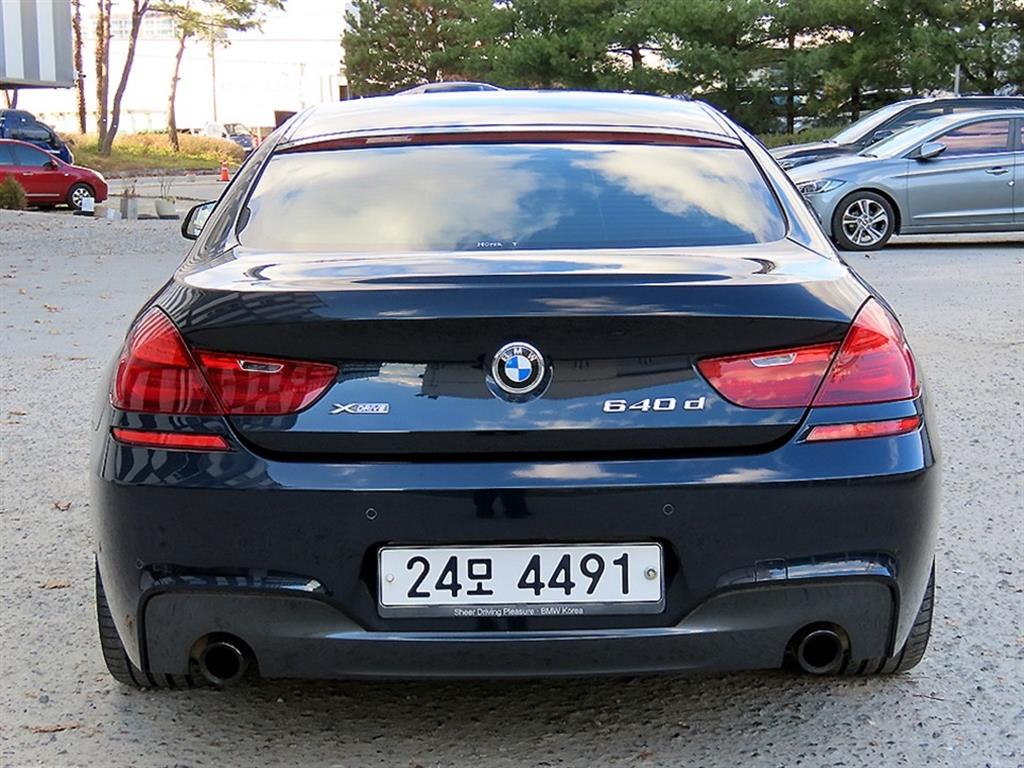 BMW 6 series - Vista 4