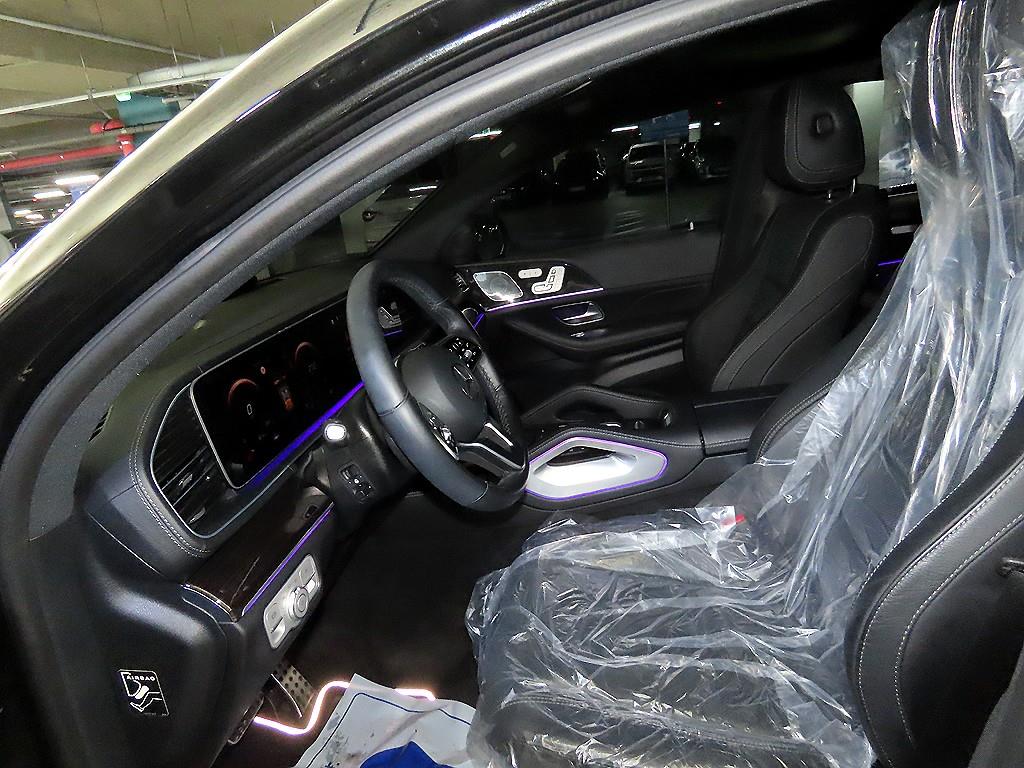 Mercedes Benz GLE Class - Vista 6