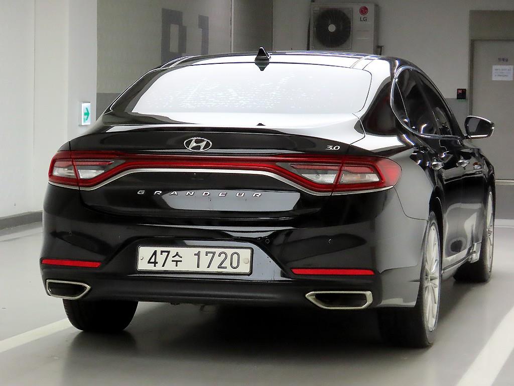 HYUNDAI Grandeur - Vista 4