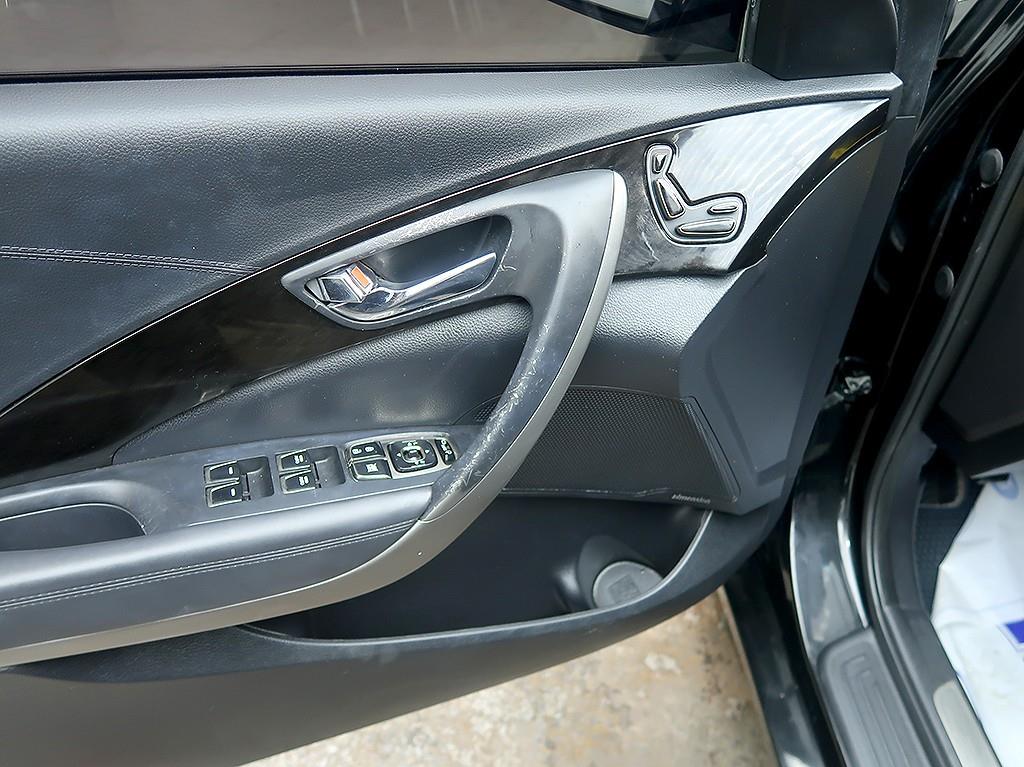 HYUNDAI Grandeur 2011 Negro - Importación desde Corea - HF Imports Iquique - Foto 13