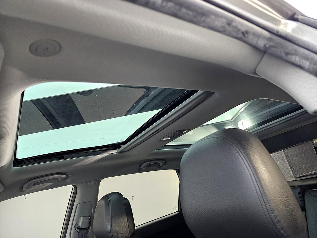 KIA Sorento - Vista 11