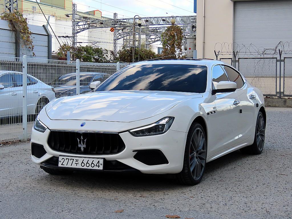 Maserati Ghibli - Vista 2