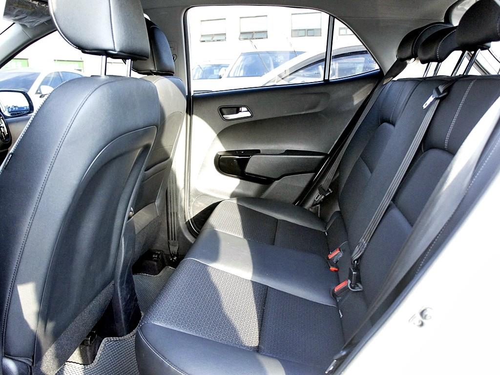 KIA Morning - Vista 11