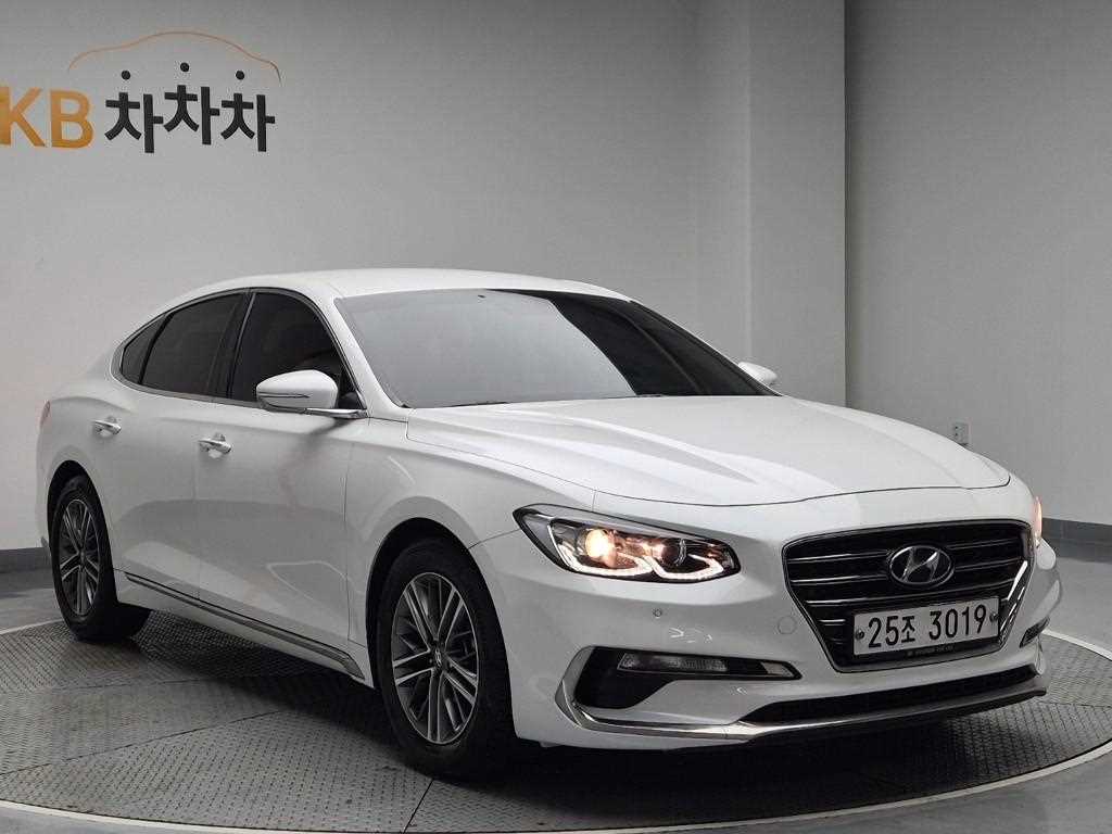 HYUNDAI Grandeur - Vista 4