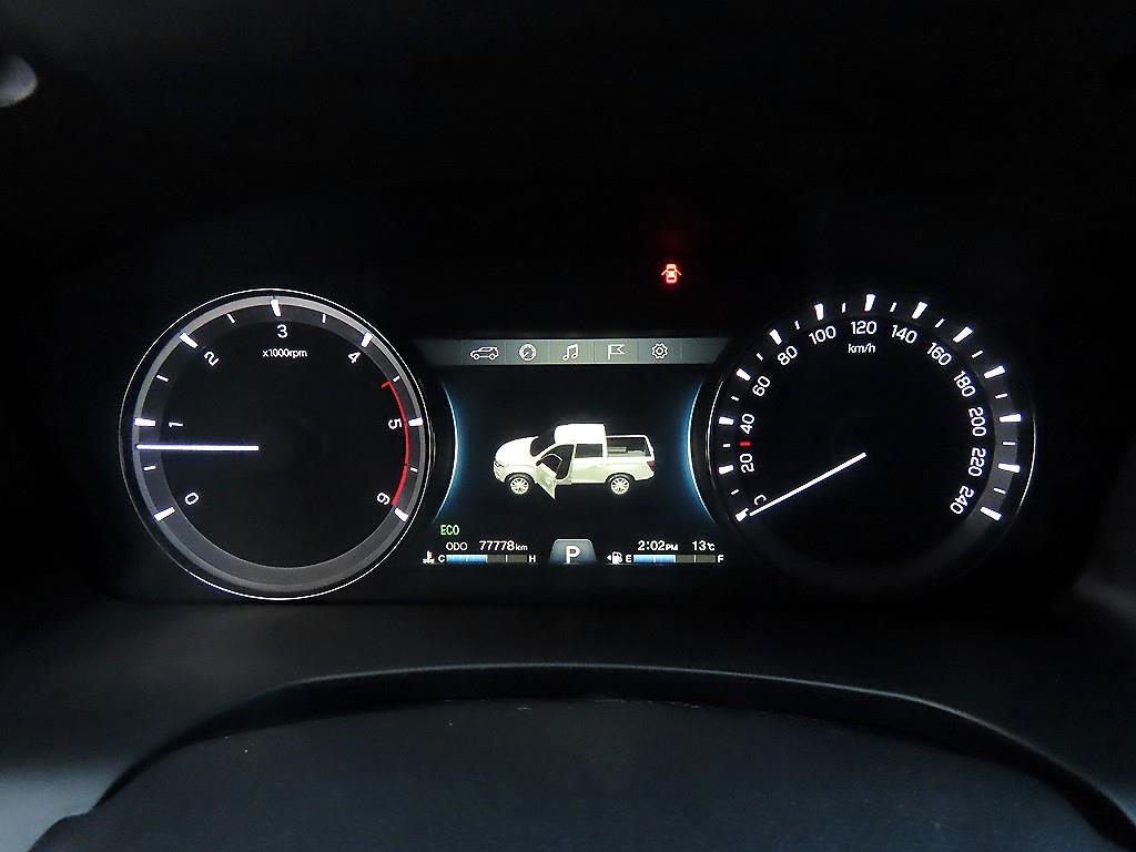 Ssangyong Rexton - Vista 9