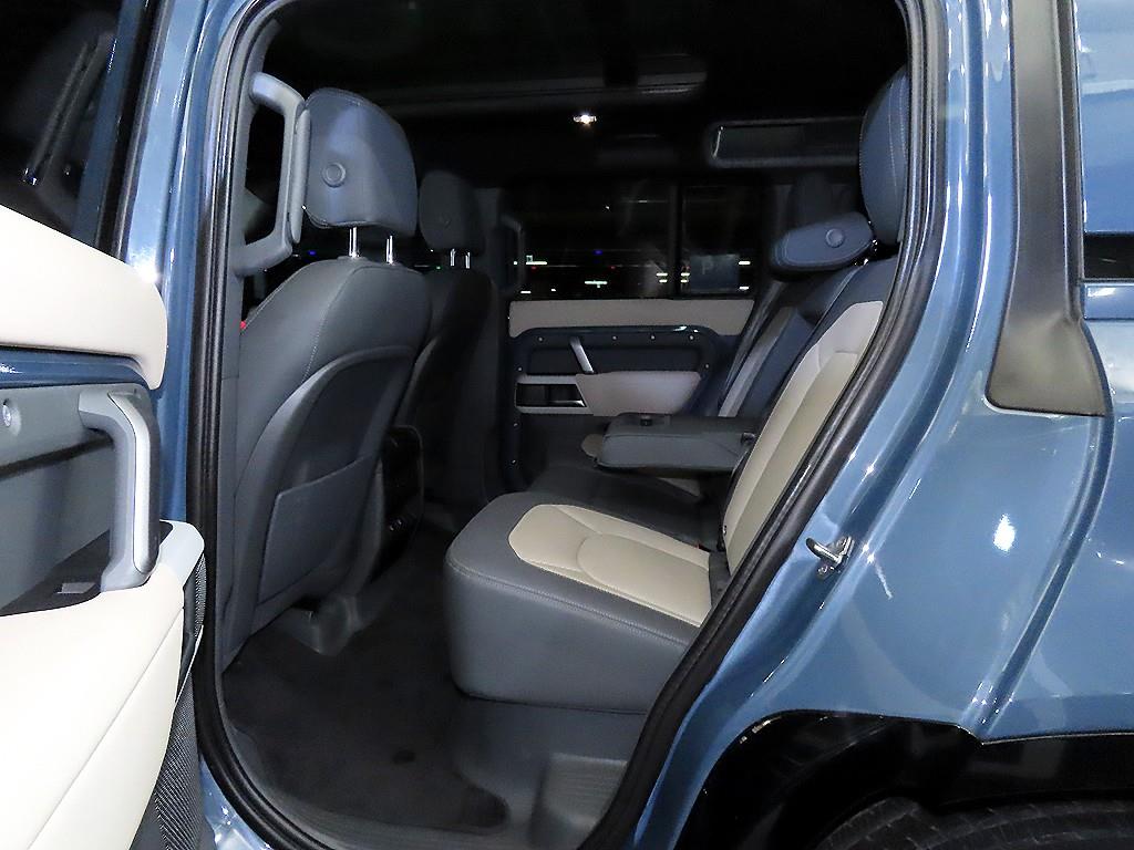 Land Rover Defender - Vista 7