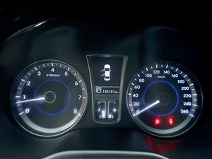 HYUNDAI Grandeur - Vista 12