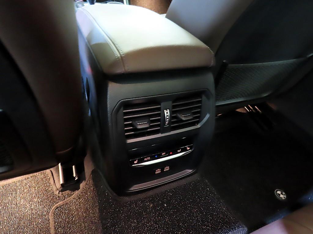 BMW 3 series 2021 Azul - Importación desde Corea - HF Imports Iquique - Foto 16