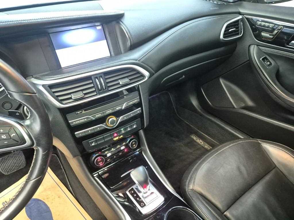 Infiniti QX - Vista 10