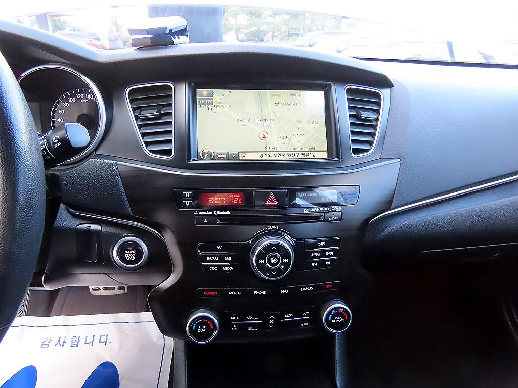 KIA K7 2012 Blanco - Importación desde Corea - HF Imports Iquique - Foto 13