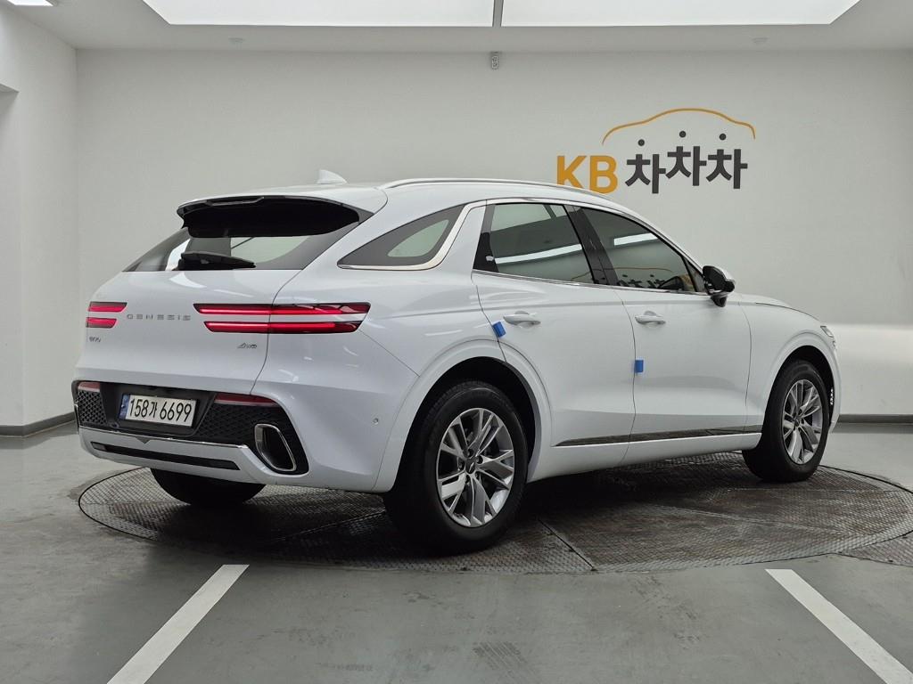 Genesis GV70 - Vista 4