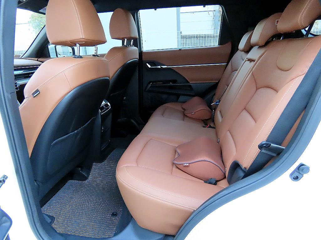 Ssangyong Torres - Vista 6