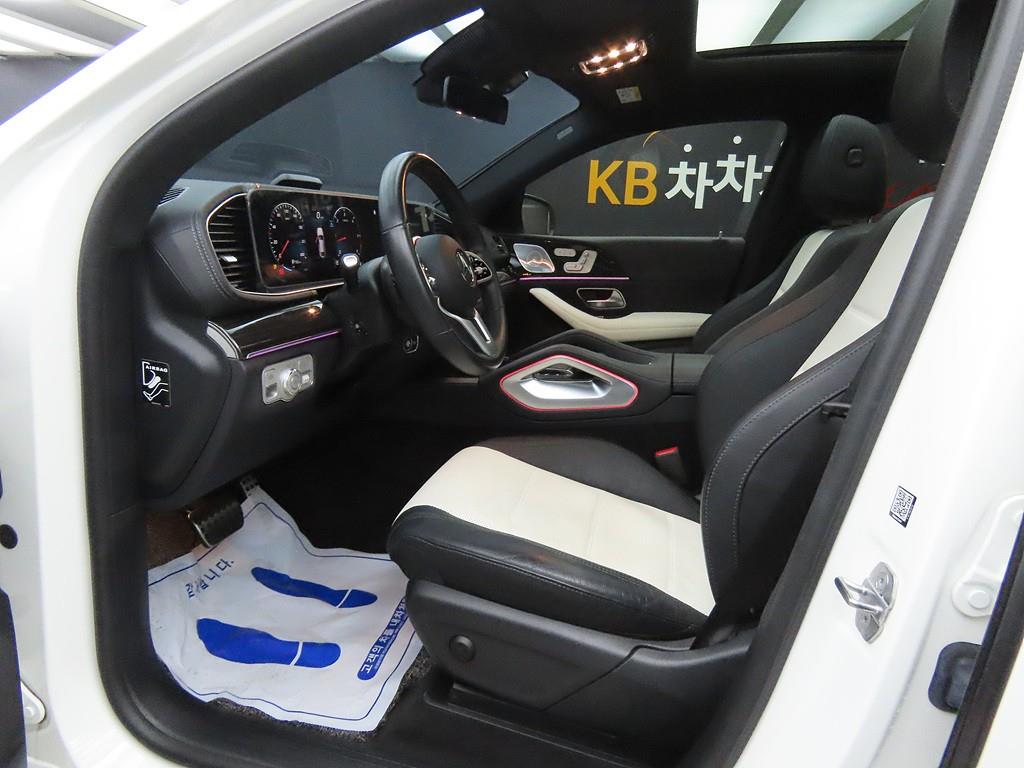 Mercedes Benz GLE Class - Vista 5