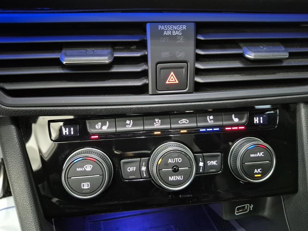 Volkswagen Jetta - Vista 10