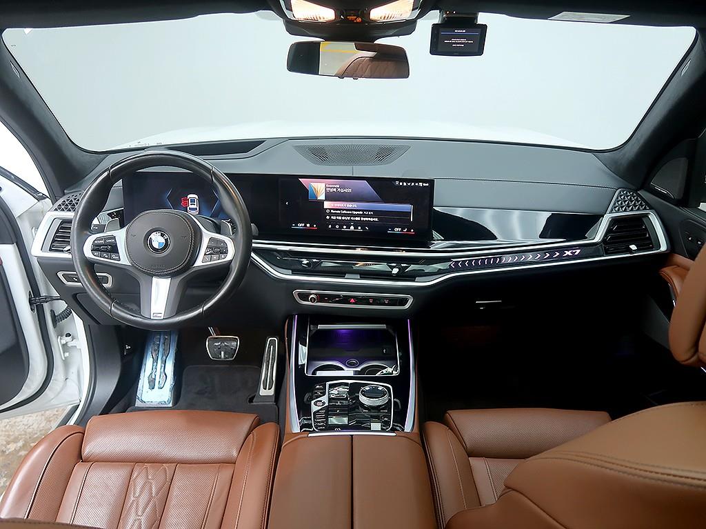 BMW X7 - Vista 9