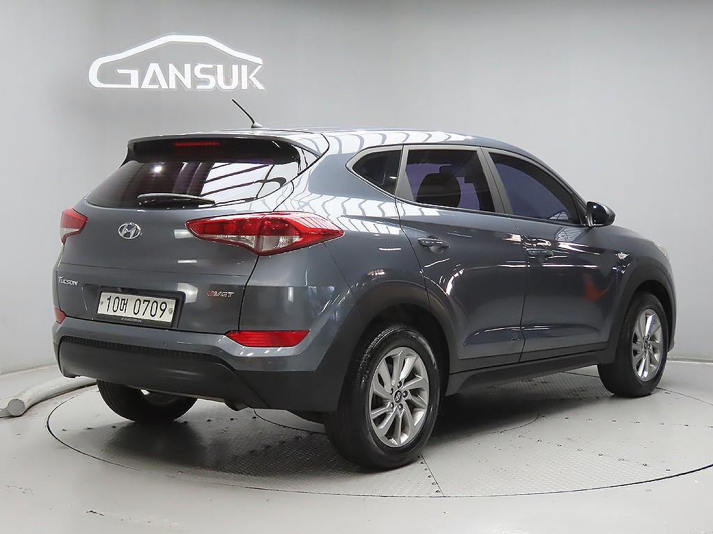 HYUNDAI Tucson - Vista 7