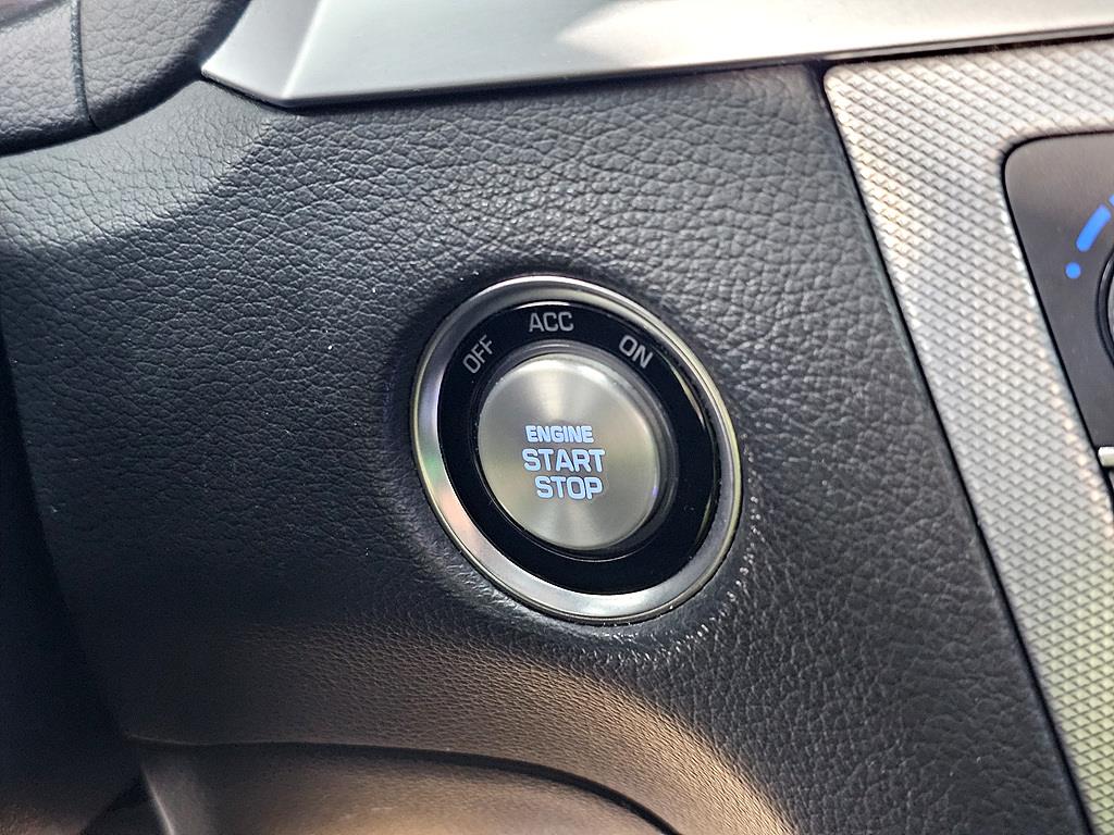 Genesis G80 - Vista 12