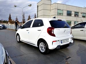 KIA Morning - Vista 8