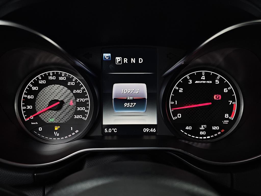 Mercedes Benz AMG GT - Vista 8