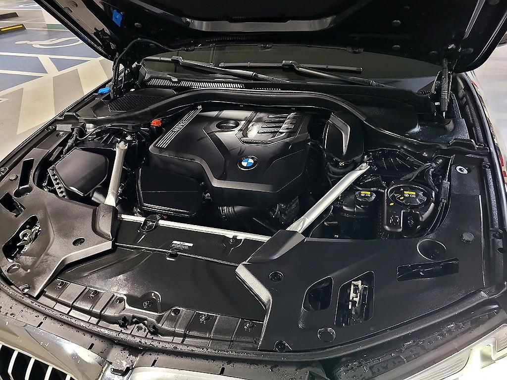 BMW 5 Series 2022 Negro - Importación desde Corea - HF Imports Iquique - Foto 19