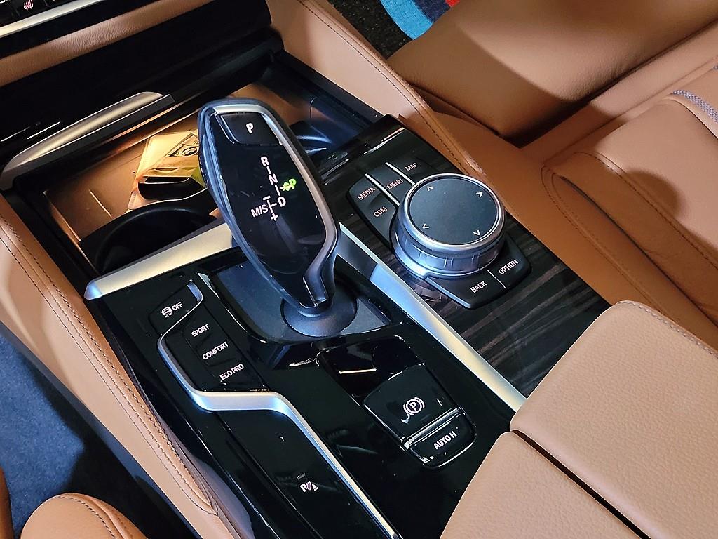 BMW 5 Series - Vista 12