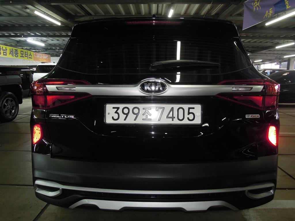 KIA Seltos - Vista 7