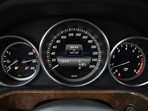 Mercedes Benz E class - Vista 12