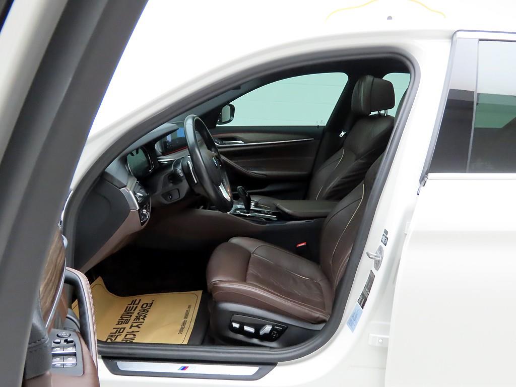 BMW 5 Series - Vista 11