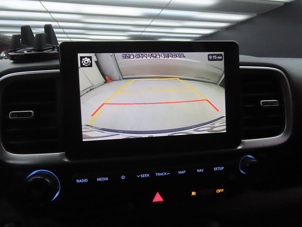 HYUNDAI Venue - Vista 12