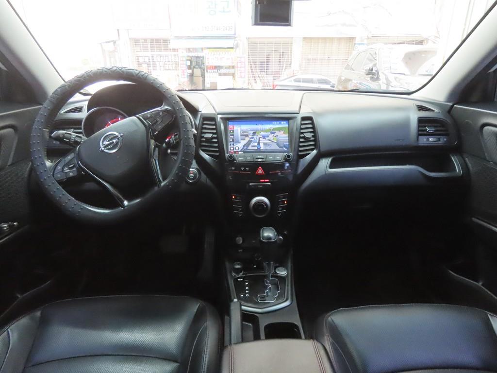 Ssangyong Tivoli - Vista 7