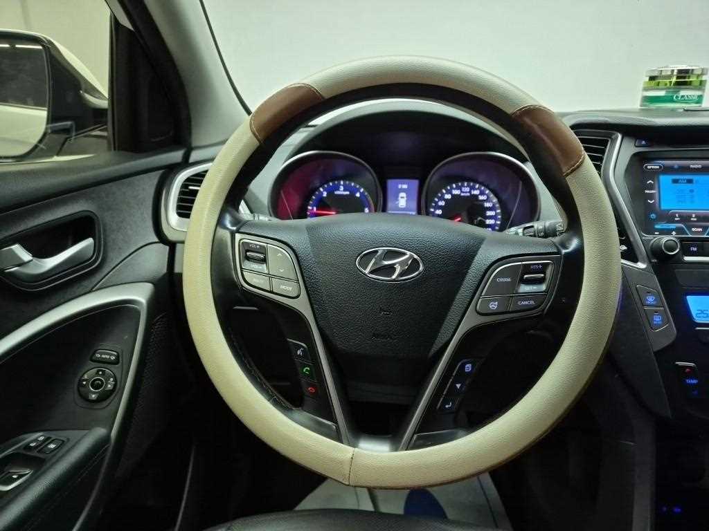 HYUNDAI Santa Fe - Vista 9