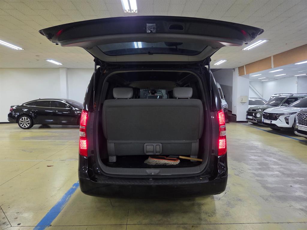 HYUNDAI Starex 2019 Negro - Importación desde Corea - HF Imports Iquique - Foto 19