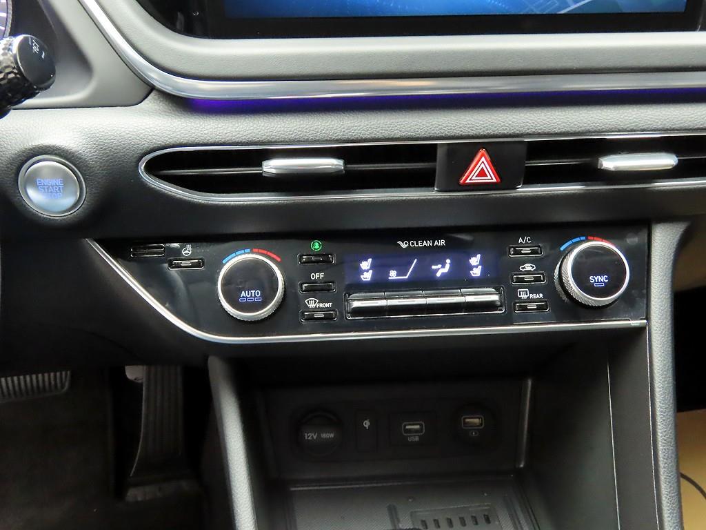 HYUNDAI Sonata - Vista 10