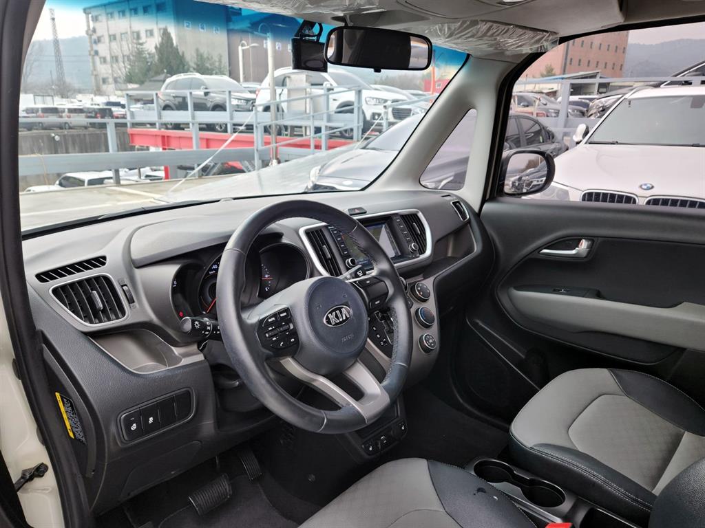 KIA Ray - Vista 9
