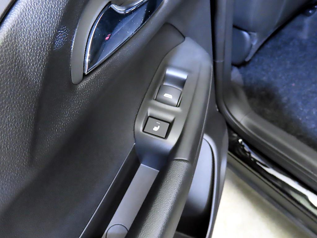 Chevrolet Trail Blazer 2024 Negro - Importación desde Corea - HF Imports Iquique - Foto 15