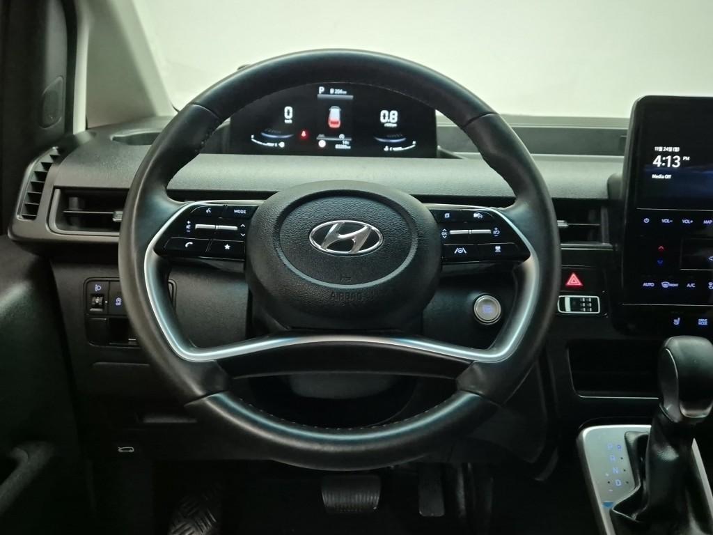 HYUNDAI Staria - Vista 9