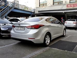 HYUNDAI Avante - Vista 8