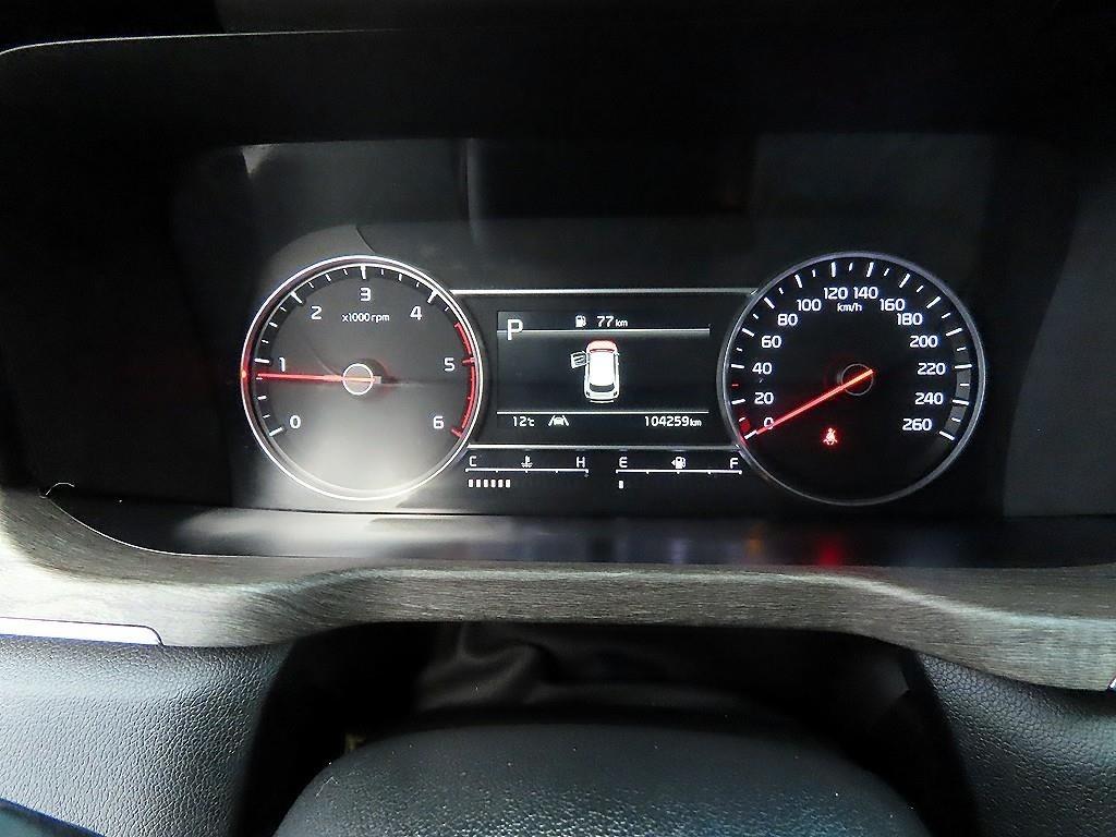 KIA Sorento - Vista 9