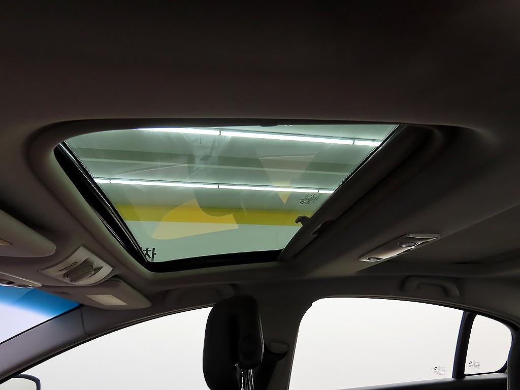 SAMSUNG SM5 2010 Blanco - Importación desde Corea - HF Imports Iquique - Foto 13