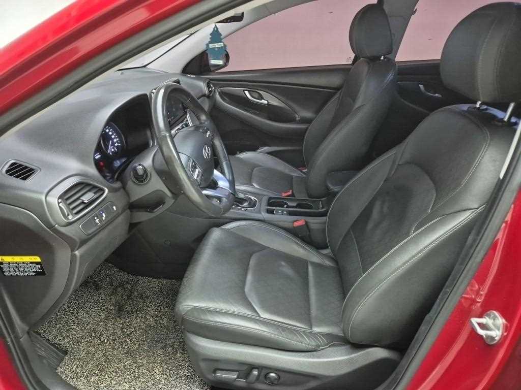 HYUNDAI i30 - Vista 11