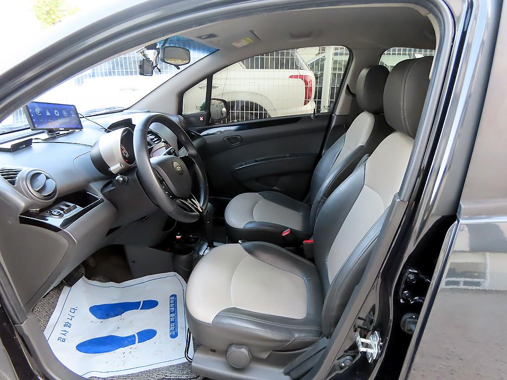 Chevrolet Spark - Vista 5