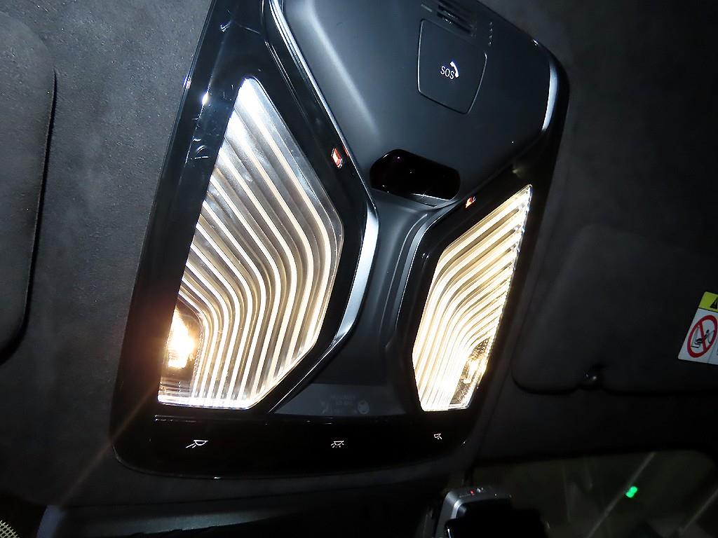 BMW 8 Series 2023 Negro - Importación desde Corea - HF Imports Iquique - Foto 17