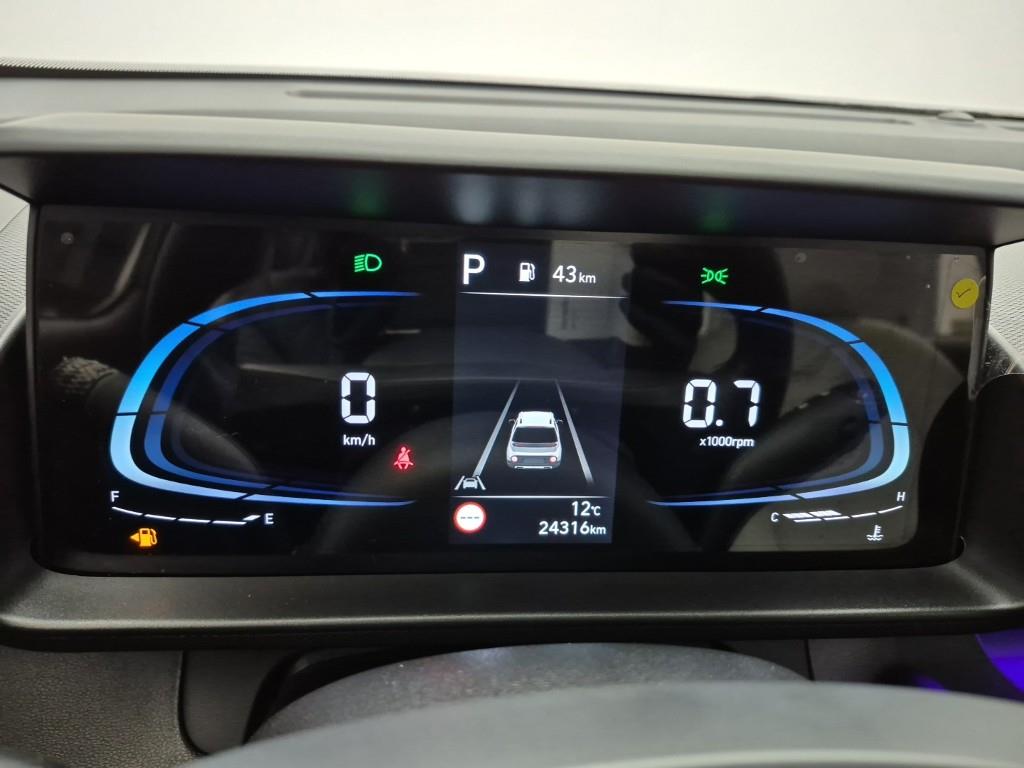 HYUNDAI Casper - Vista 7