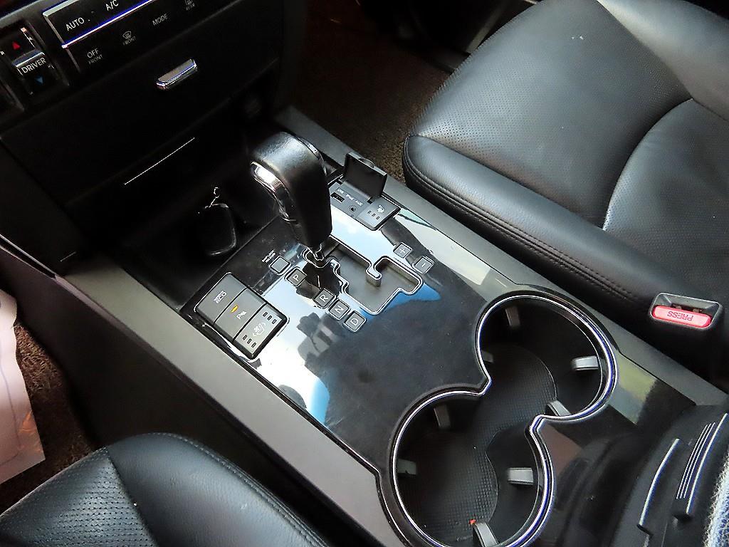 KIA Mohave - Vista 10