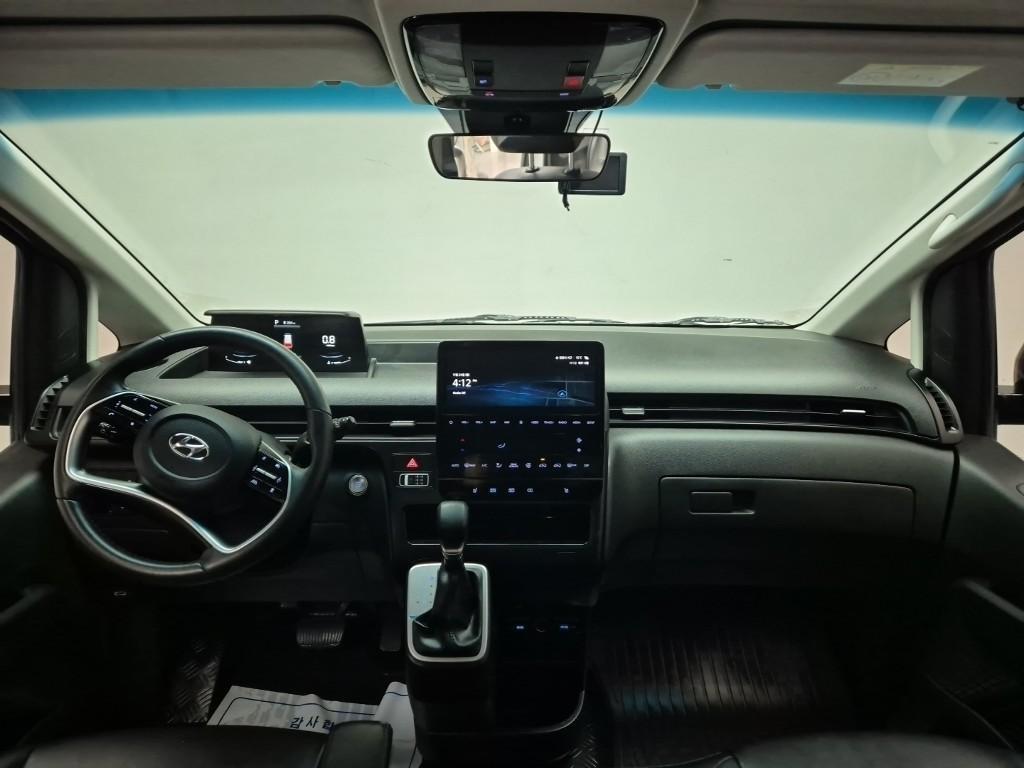 HYUNDAI Staria - Vista 7