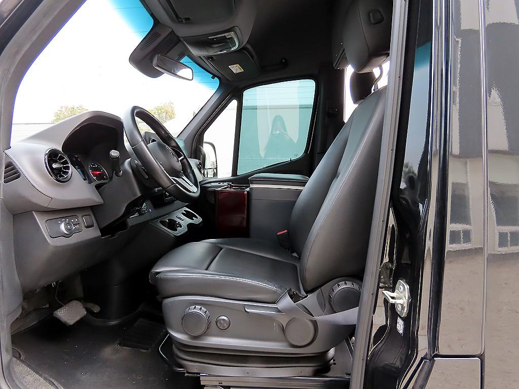 Mercedes Benz Sprinter - Vista 7