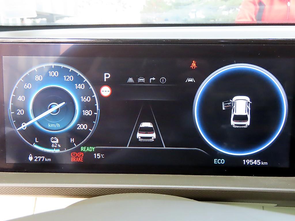 HYUNDAI Casper - Vista 9